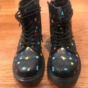 Dr. Martens | Colorful Print Delaney Boots